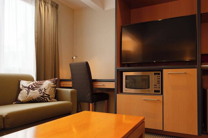 Room 19 of 54