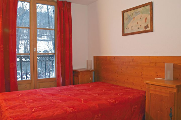 Room 3 of 43