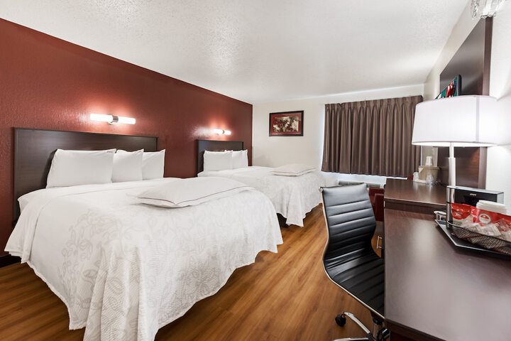 Deluxe 2 Queen Beds Accessible (7 of 11)