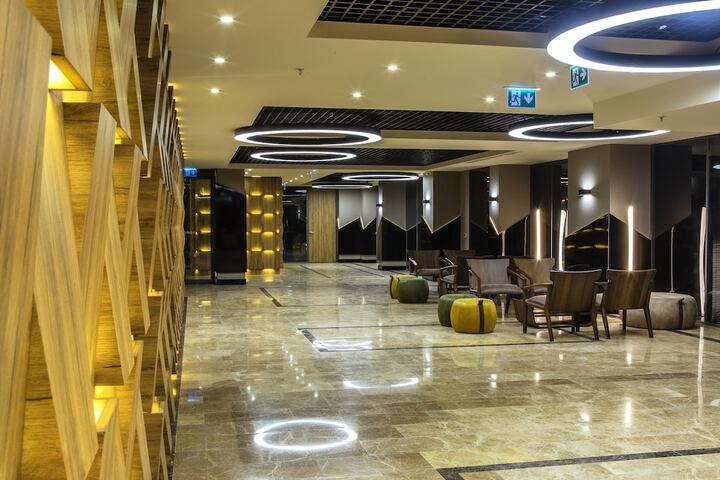 Hotel Interior 4 of 39
