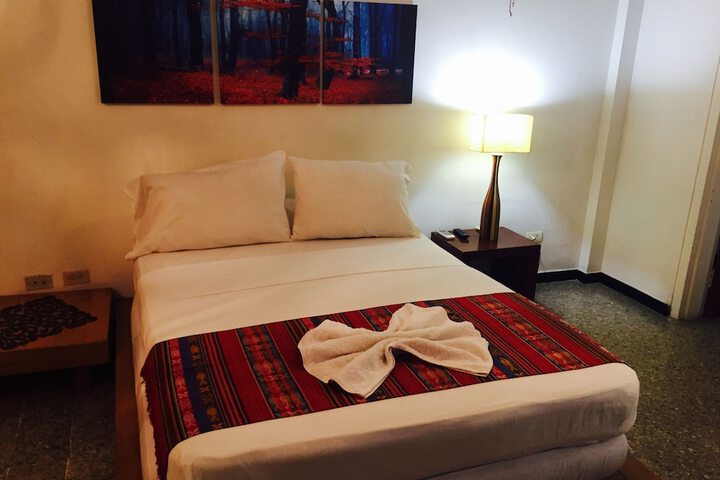 Room 6 of 7