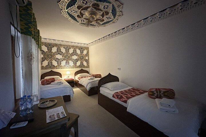 Room 5 of 38
