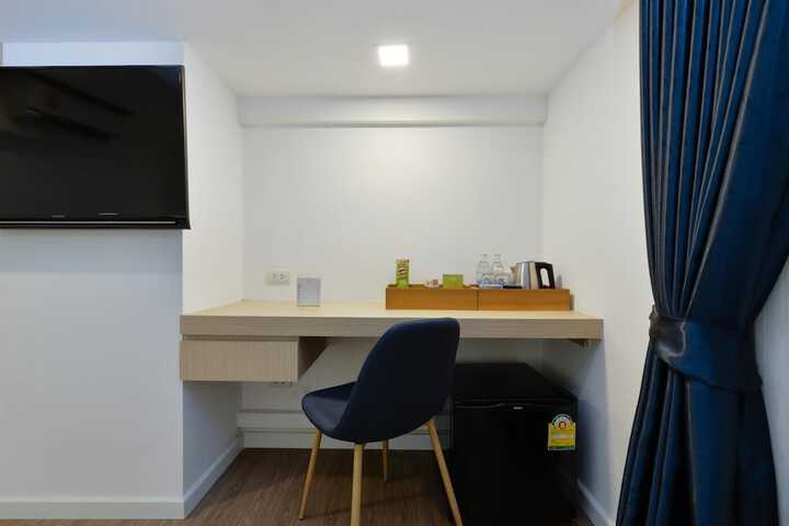 Room 14 of 36