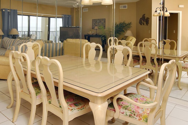 Room 10 of 41
