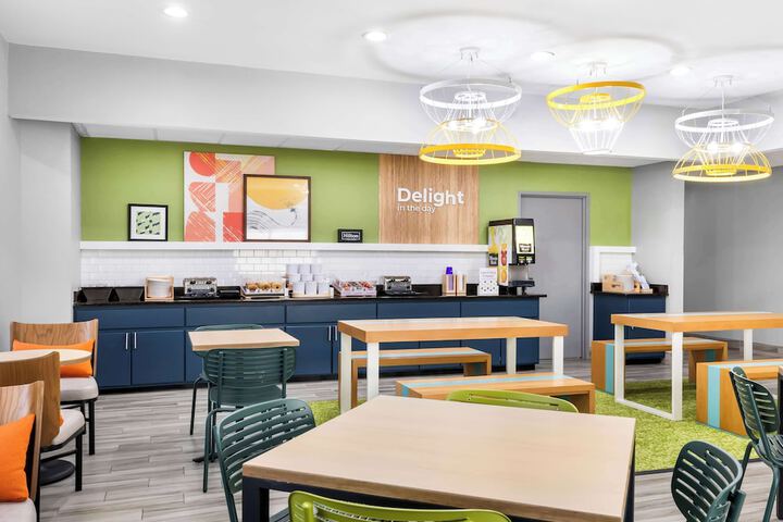 Breakfast area