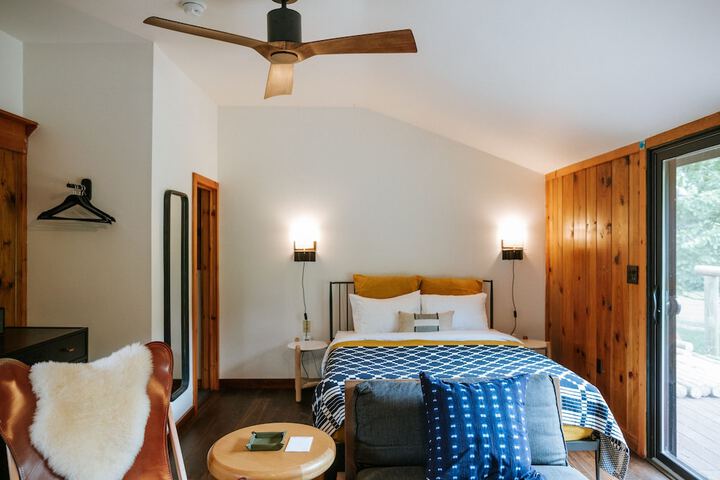 Studio Suite with Deck (3 of 14)