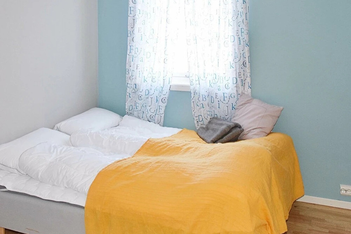 Room 4 of 19
