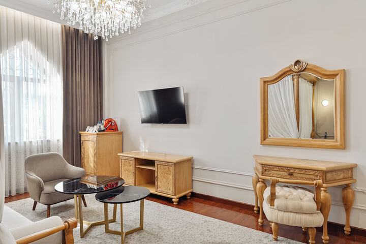 Room 21 of 67