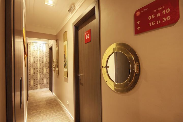 Ballroom/Hall 59 of 62