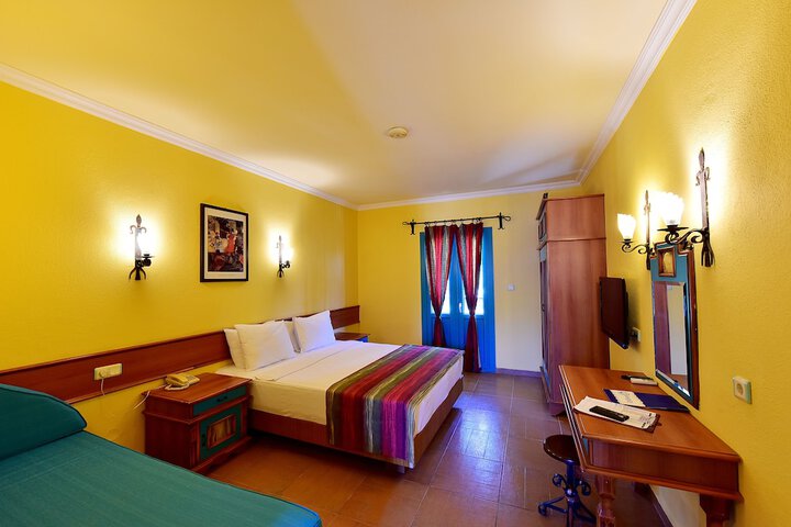 Room 10 of 39