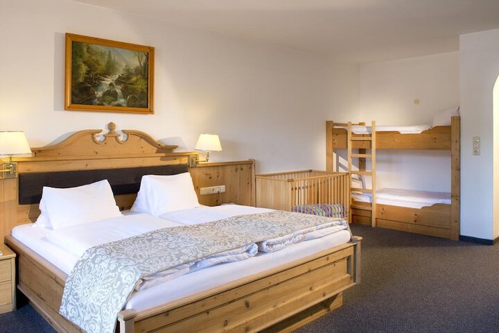 Room 7 of 22