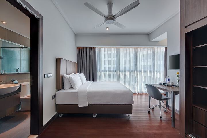 Room 4 of 57