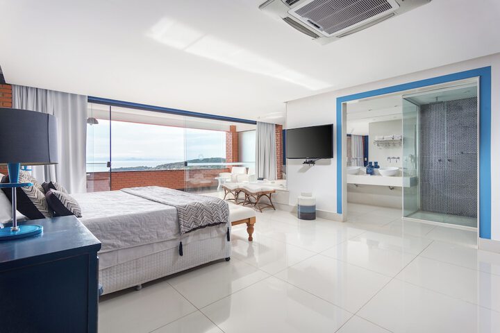 Room 37 of 132