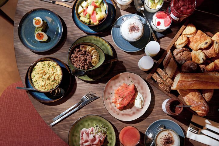 Dining 47 of 72