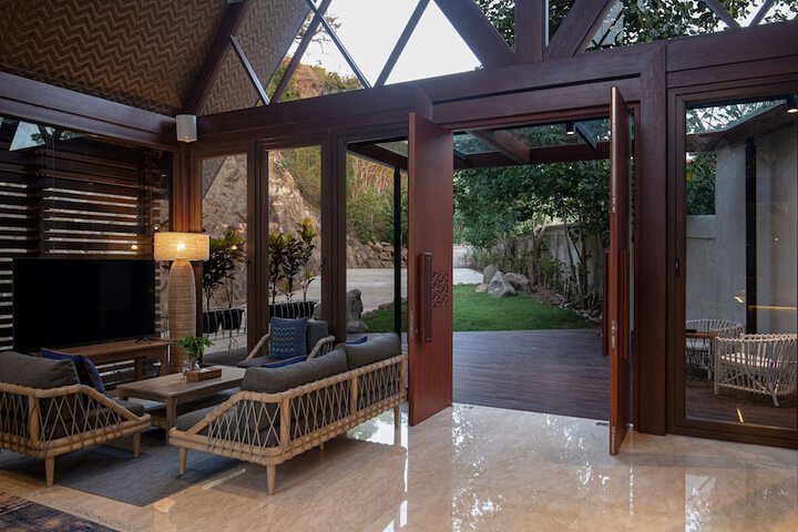 Guest Lobby
