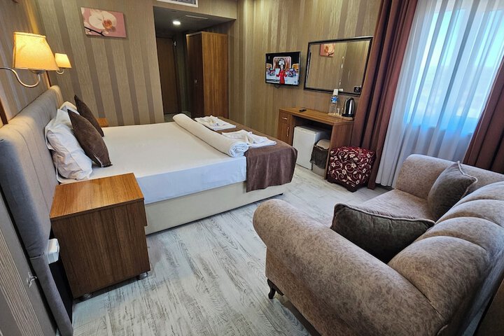 Room 19 of 64