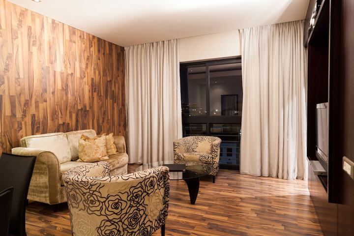 Room 32 of 56