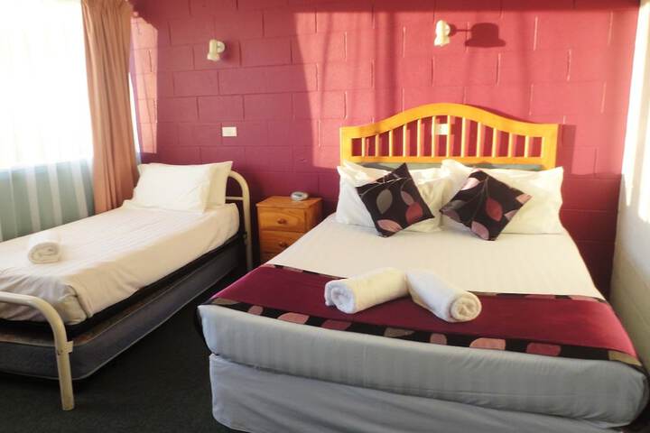 Room 2 of 12