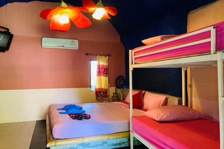 Room 47 of 169