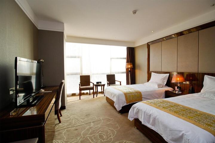 Room 33 of 52