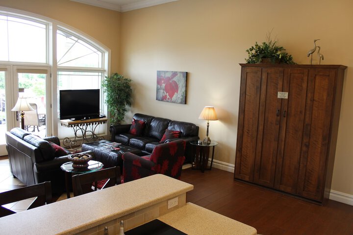 2 Queen Beds River View (7 of 31)