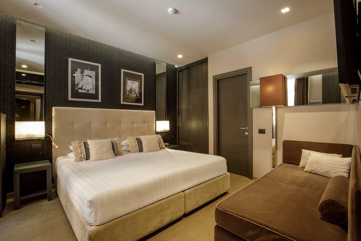 Room 103 of 289