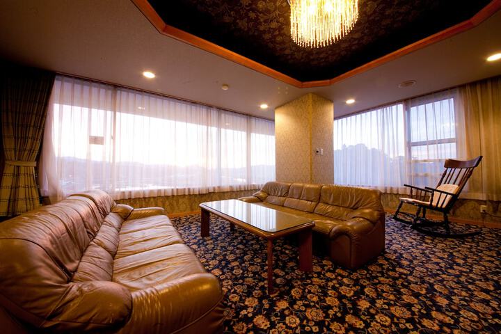 Room 30 of 61