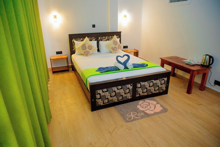 Room 2 of 17
