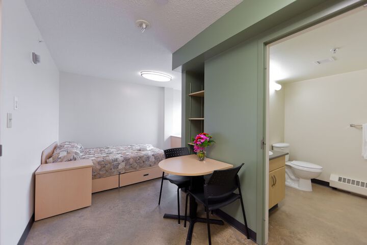 Room 16 of 81