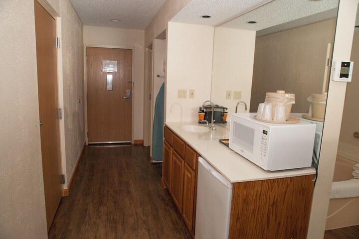 Private kitchenette