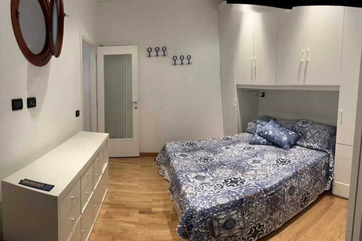 Room 3 of 11