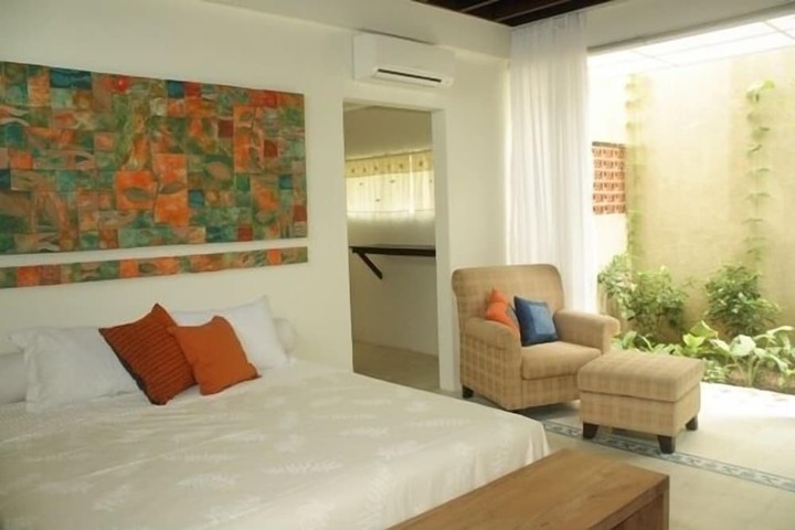 Room 5 of 20
