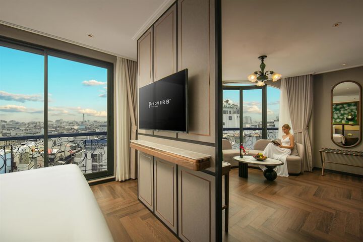 Room 14 of 74
