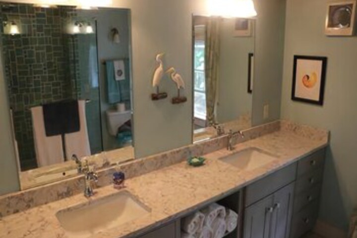 Room 2 of 37