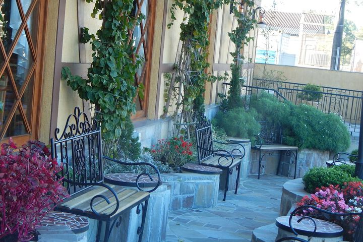 Hotel Lobby