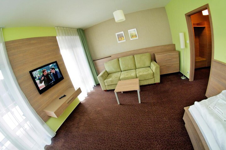 Room 16 of 56