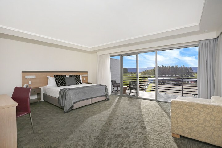 Room 8 of 36