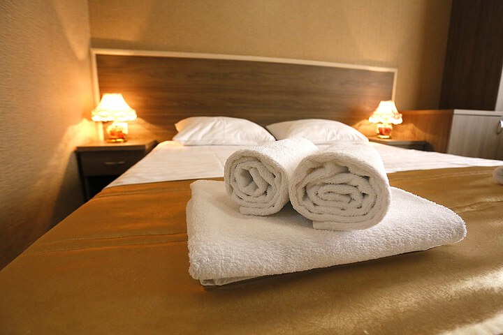 Room 5 of 36