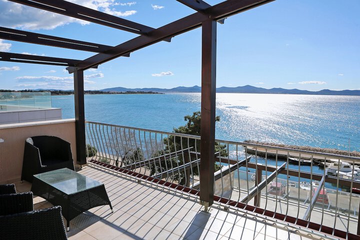 Terrace/Patio 103 of 104