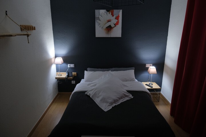 Room 5 of 58
