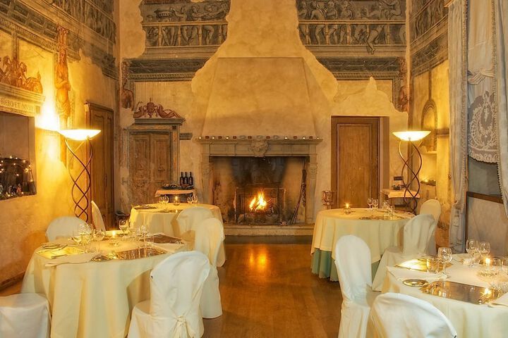 Ballroom/Hall 37 of 53