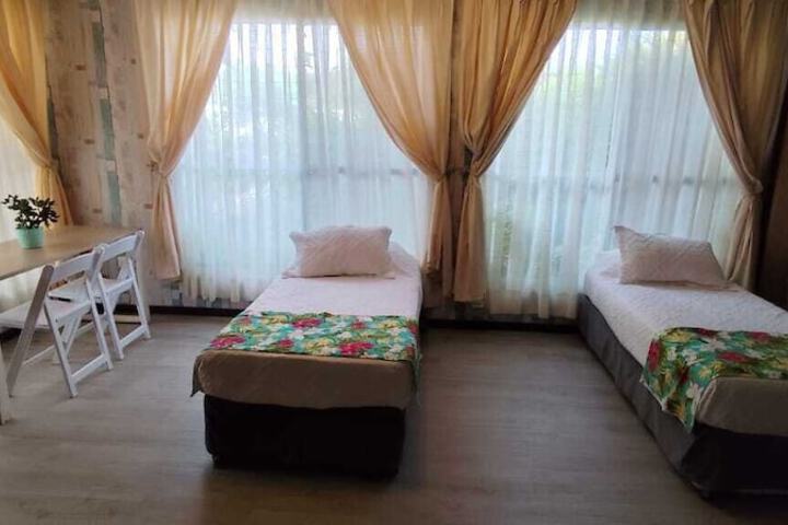 Room 17 of 73