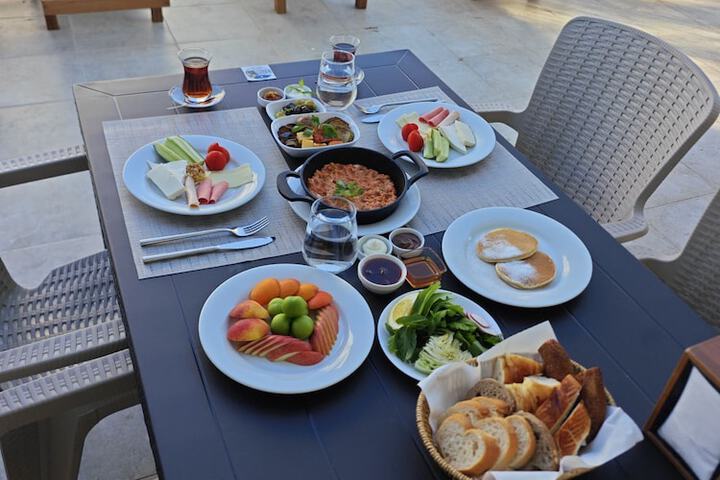 Breakfast meal