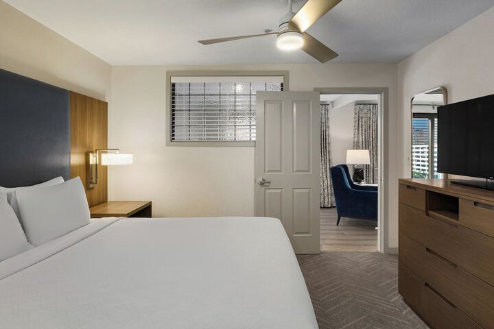Room 14 of 35
