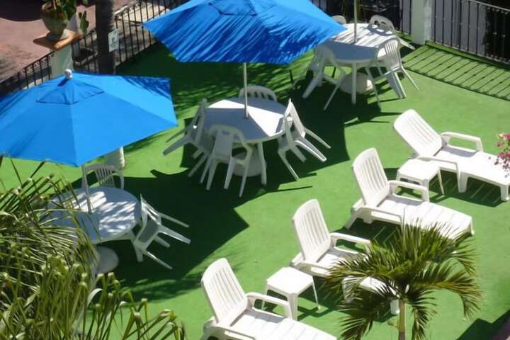 Pools & Facilities