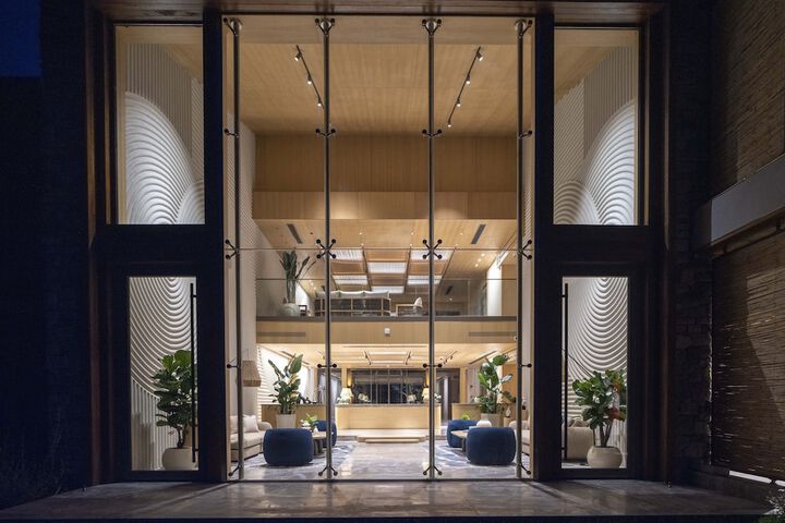 Hotel 2 of 109