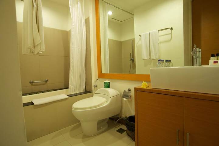 Room 21 of 24