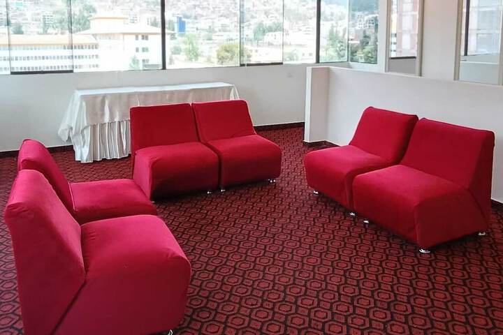 Room 8 of 8