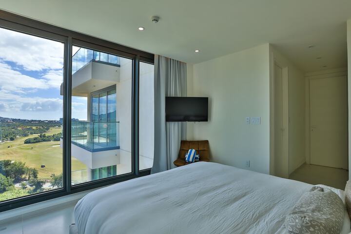 Room 62 of 1000