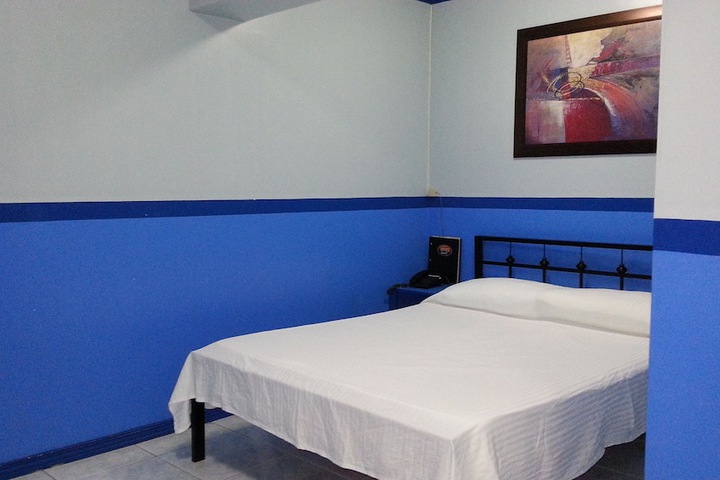 Room 18 of 51